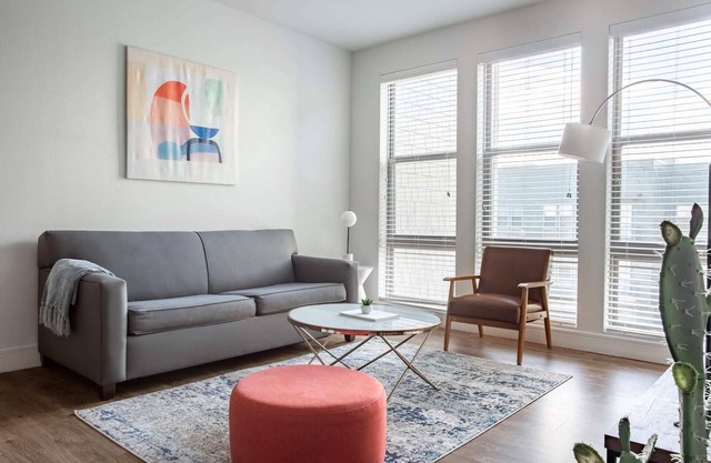 Kasa | Spacious Apartment Near Dr Pepper Ballpark | Dallas