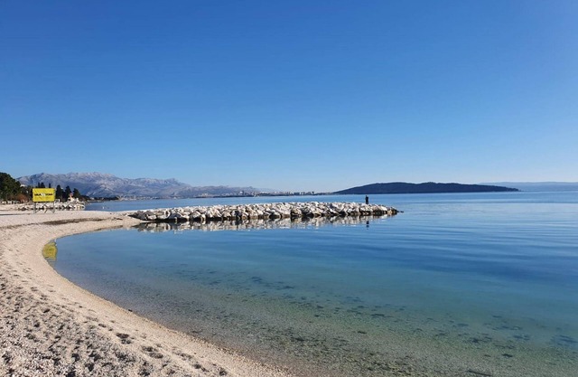 Kastel Novi Elegant and Stylish Apartment With Terrace and Patio