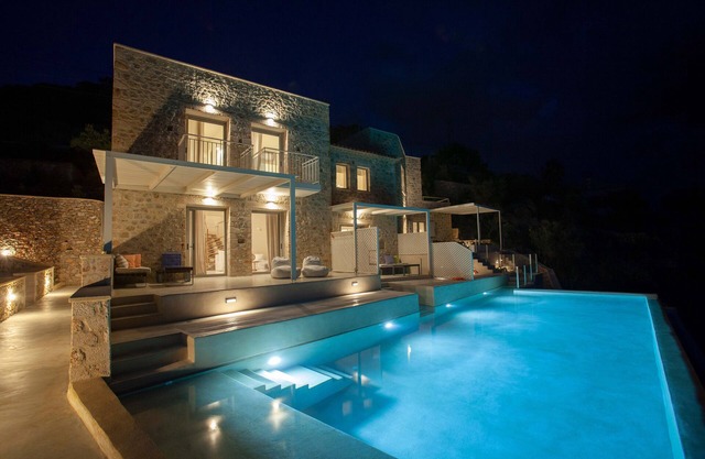 Katikies Manis-Breathtaking Private Views from your Villas with Infinity pool!