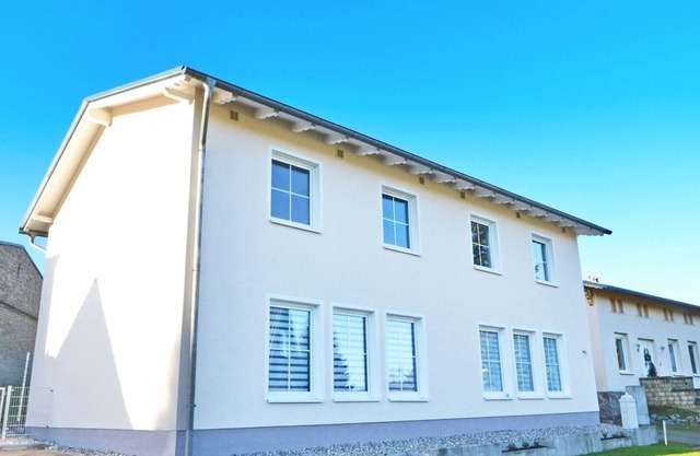 Katschow - High-quality furnished DHH in a quiet location, with terrace, WiFi and parking space.