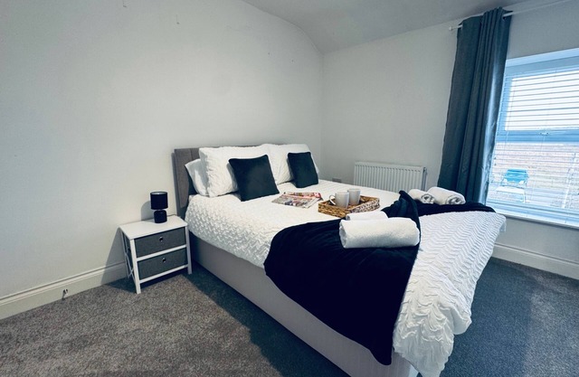 Keekle Cottage - 2 Bedrooms - Sleeps 4