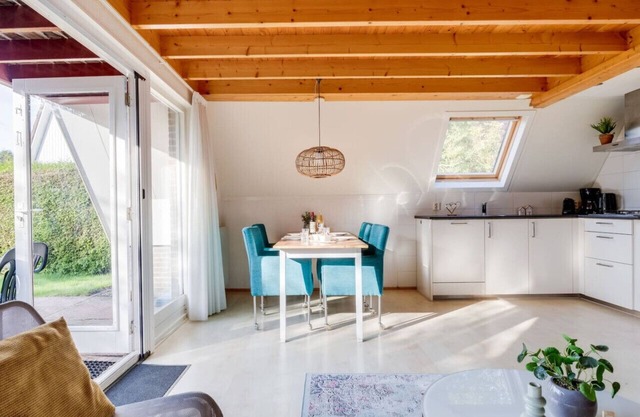 Keep I Charming Cottage with Exclusive Garden