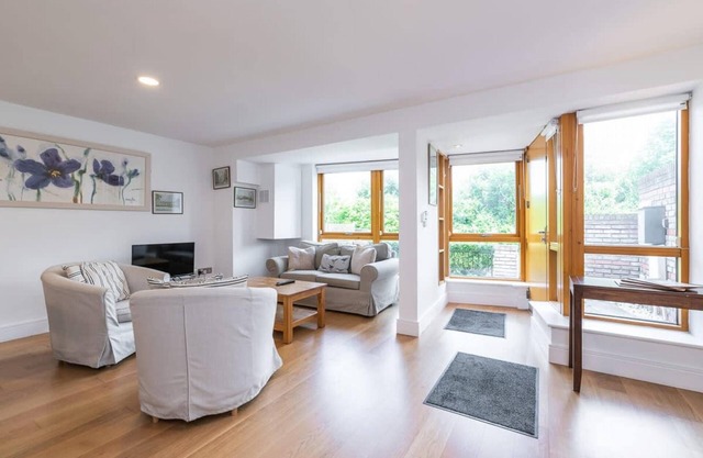Kelston Avenue Foxrock