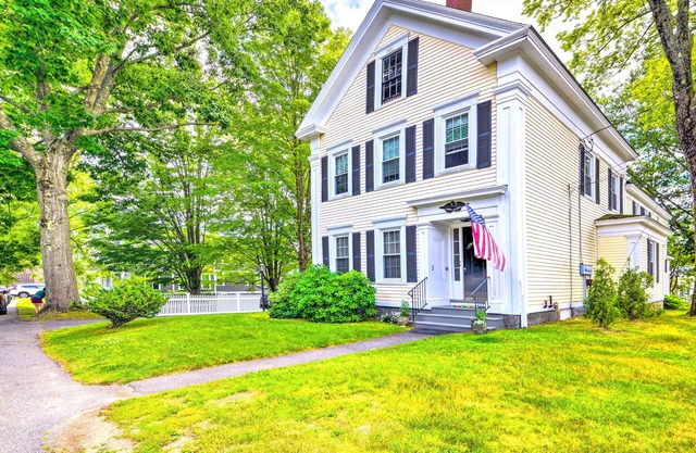 Kennebunk Apartment w/Local Beach Access!