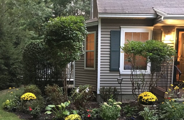 Kennebunk Maine town house 6 month rental or longer.