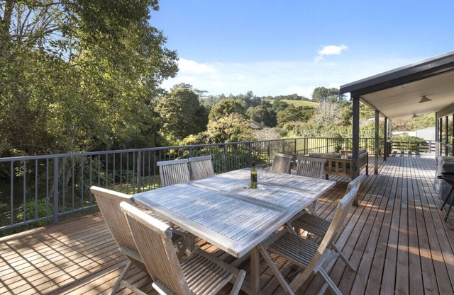 Kereru Retreat - Matakana Holiday Home