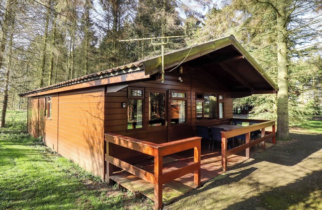 KESTREL, pet friendly, country holiday cottage in Alford