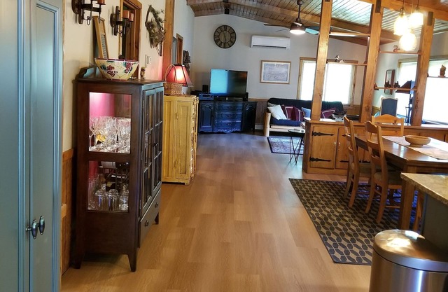 Kettle River Cabin nestled between the Twin Cities & Duluth, MN