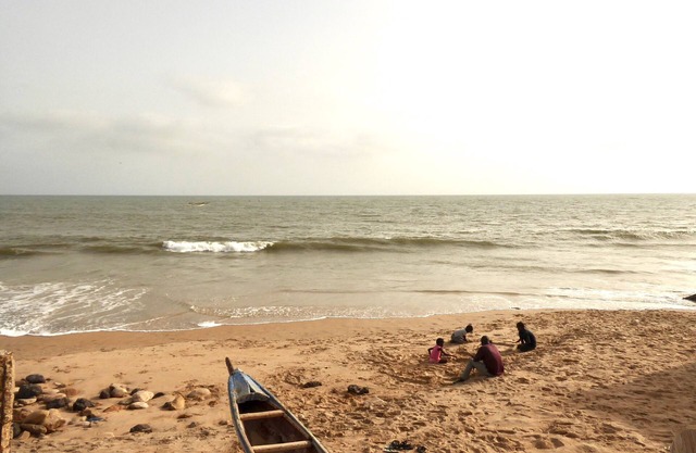 Keur Ricou, cabano duo, on the beach