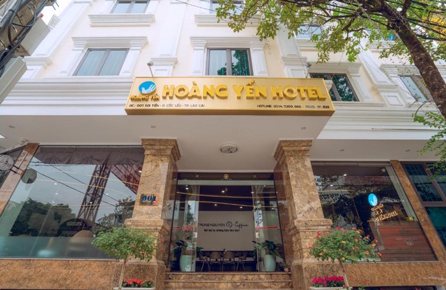 Khách sạn Hoàng Yến