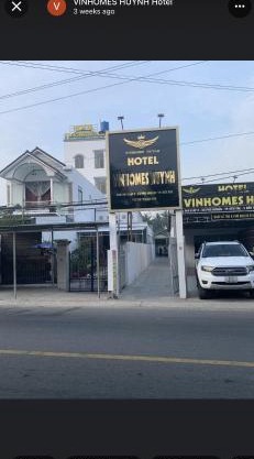 Khách Sạn Vinhomes Huỳnh Hotel