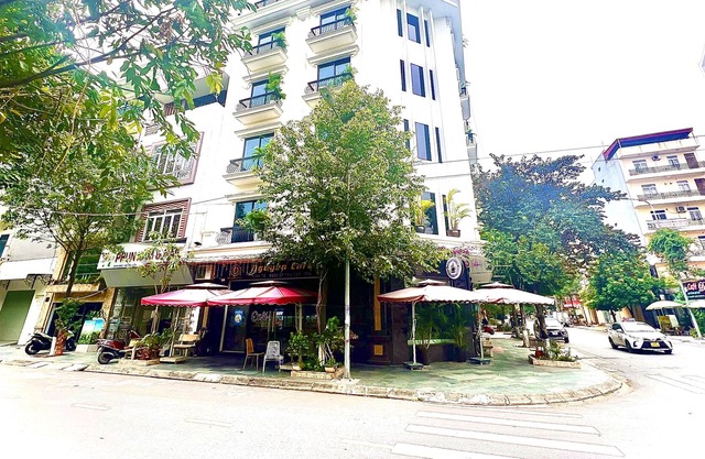 Khach san Huong Man Lau