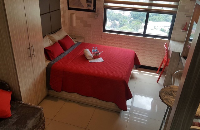khalils horizons 101 condominium (Deluxe Queen Studio Bedroom)