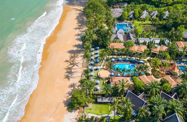 Khaolak Bayfront Resort