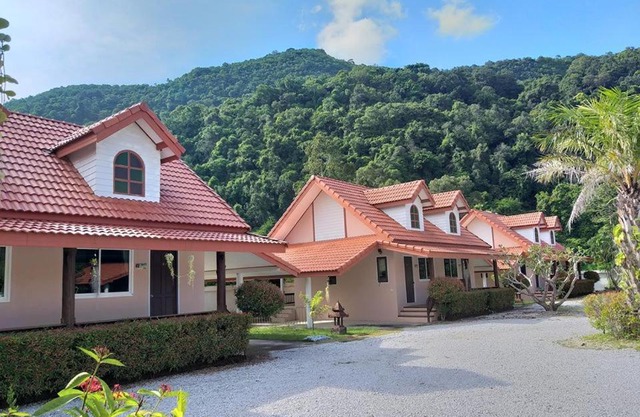Khaolom Resort @ Khanom