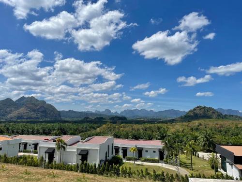 Khaosok Mountain View Stay, Private House