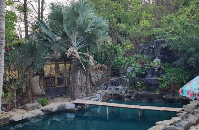 Khrue Wan Resort