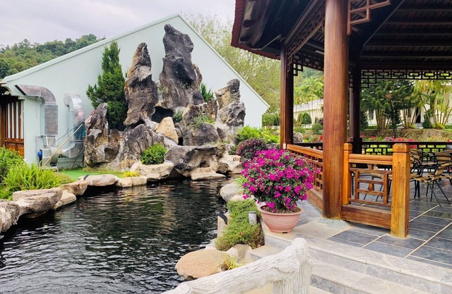 Khu du lich khoang nong UVA
