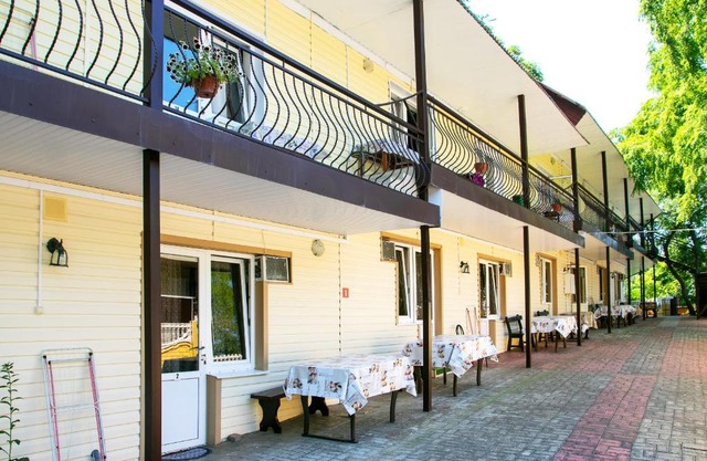 Khutorok Hotel