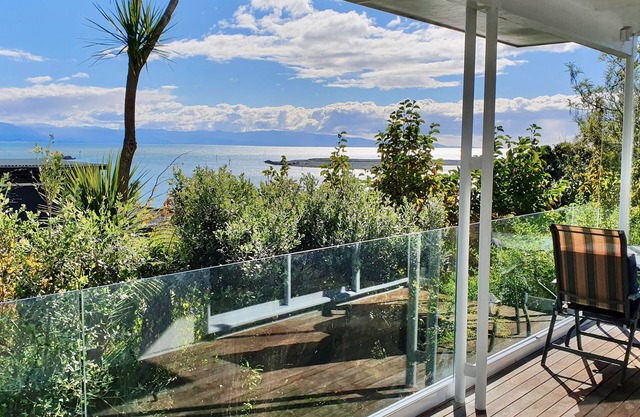 Kimberley One - Nelson Waterfront Apartment - Free Cancellation Available Here!