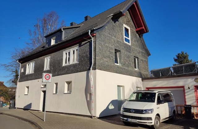 Kinderklinik, 600m zum Bahnhof 2B