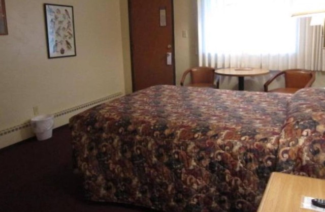 King Bedroom at Aneth Lodge