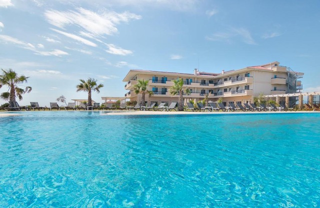 King Maron Wellness Beach Hotel
