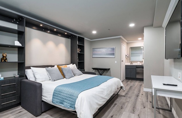 King Suite | Omeo Suites-NS #209