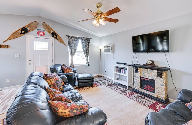 Kingman Vacation Rental w/Private Yard & Fire Pit