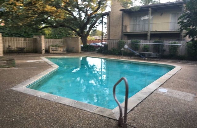 Kings Country Condo in the heart of Lafayette