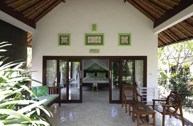 Kirana Homestay - Leaf Bungalow