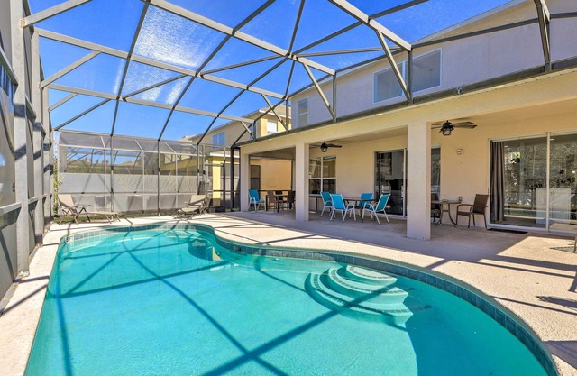 Kissimmee Home w/Pool < 9 Mi to Disney World!