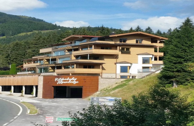 Kitzbühel alpine lodge with private infrared sauna