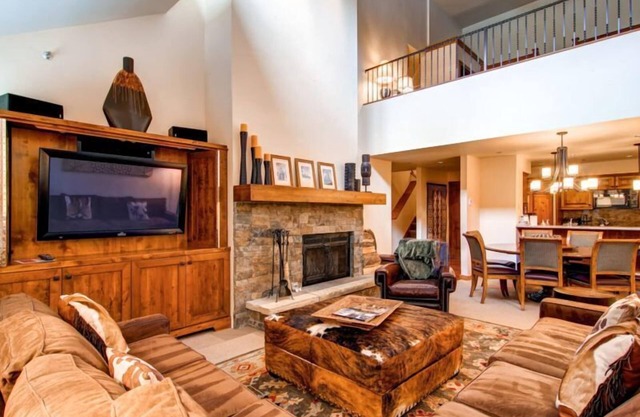 Kiva 430 - 2 Bedroom plus Loft Residence