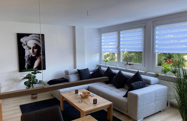 KL37: Stunning High-End 2BR in Kaiserslautern City with AC + Prime Location