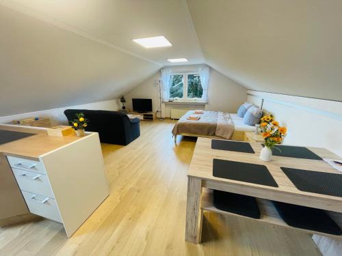 Klimatisierte Ferienwohnung in Seenähe