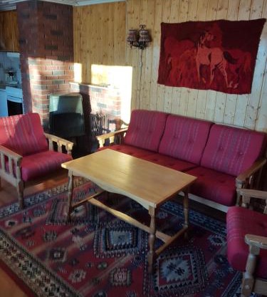 Knutebu Two-Bedroom Cottage