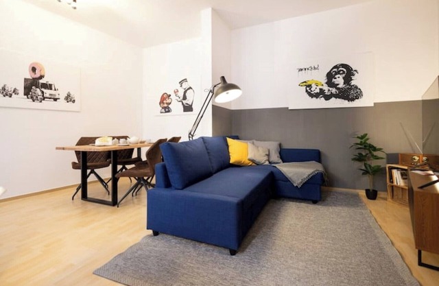 Ko-Living Space Opera | Suite 10 | Kitchen | Dart | Living room | City center