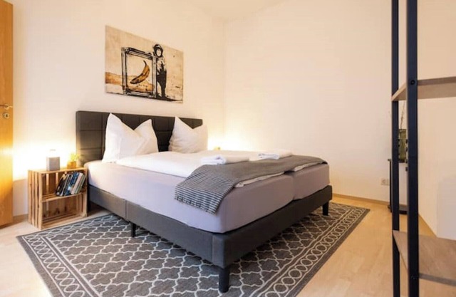 Ko-Living Space Opera | Suite 12 | Kitchen | Living room | Dart | City center