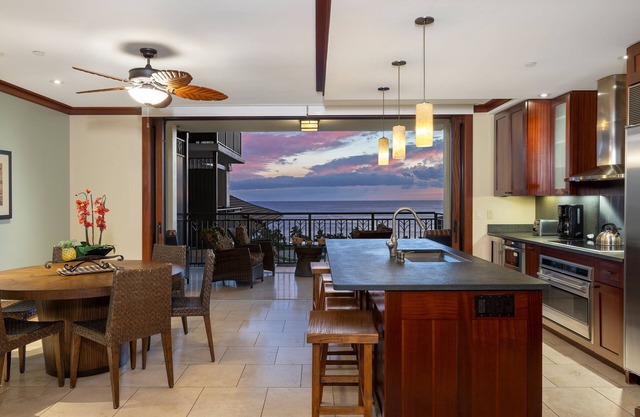 Ko Olina Beach Villas O1006: Luxe Penthouse w/Pool, Golf, & Ocean Views
