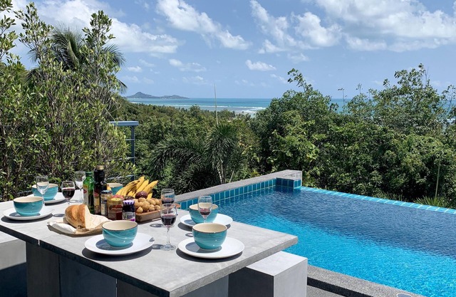 Ko Samui Sea View Pool villa Seren, with car, just 400m to the Beach