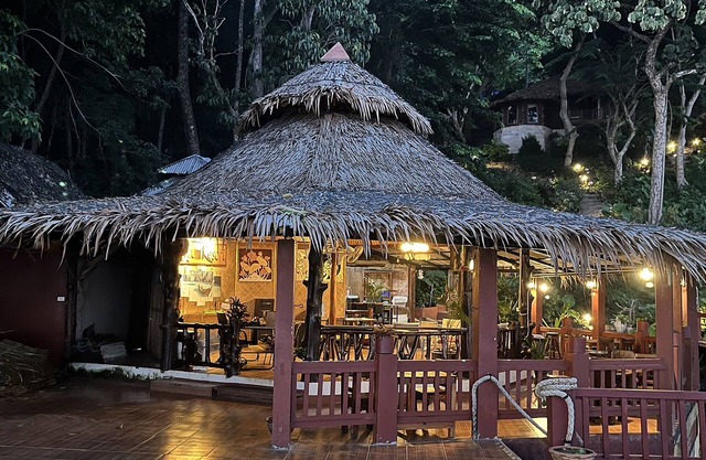 Koh Jum Resort