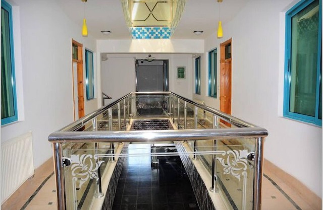 Komelion Hotel