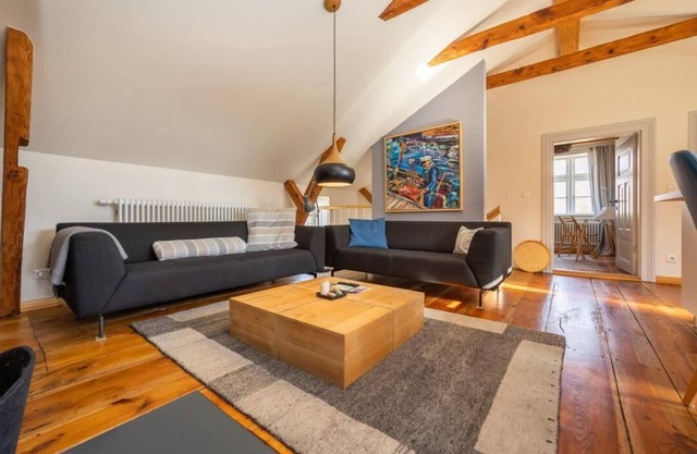 Komfortable Ferienwohnung Hafen Zwei mit Blick Aufs Meer und Blick auf See