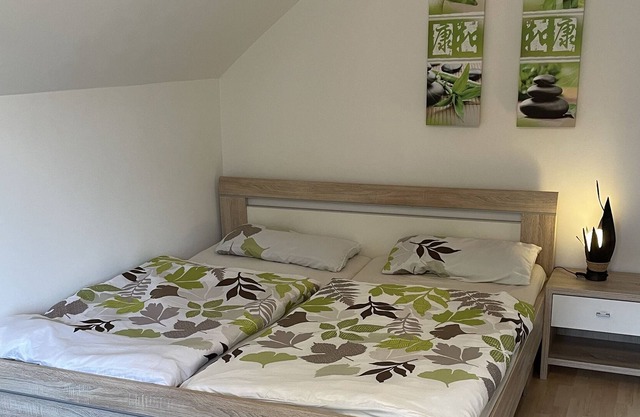 Komfortable und Helle Wohnung mit Balkon in der Nähe von Stadt