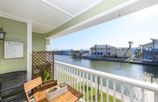 Kontiki Beach Bungalow | Rockport Texas