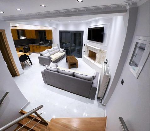 KONTIS' Deluxe furnished apartment