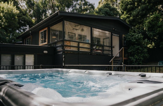 Koonunda House ~ Daylesford Macedon Region ~ Forest Retreat