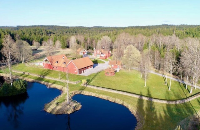Kopperhemmet Gård - Swedish vacation home with nature experience in Gällstad