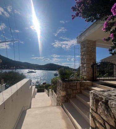 Korcula Apartment direkt am Meer -Zrnovska banja -2,5 km zur Altstadt Korcula